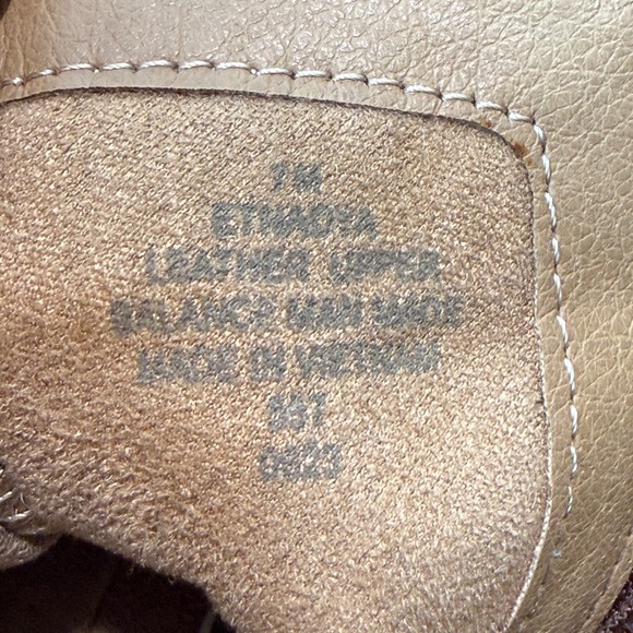 Earth Brown Leather Side Zip Ankle Boots Women's 7 Slouch Style Rubber Sole Boho - Picture 2 of 11